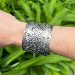 Vintage Silver Metal Viking Forearm Cuff Bracelet Hand-Chased Southwestern
